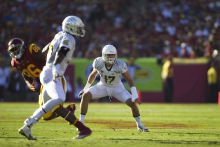 Kiko Alonso starred at Oregon, and will hope to replicate that under his former coach.