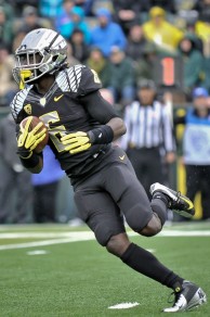 De'Anthony Thomas, who stands in at a mere 5'9", 180 pounds, shows that small, speedy players can succeed in a college football landscape that has an increasing emphasis on size. 