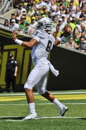 Marcus Mariota in early action Saturday