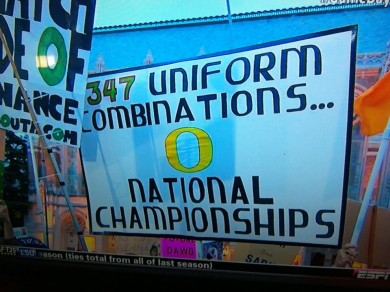 No matter what Uniform Oregon is wearing, they beat the Huskies.
