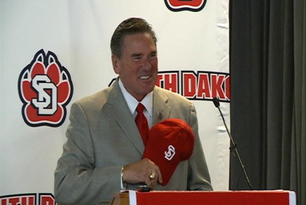 South Dakota head coach Joe Glenn, photo courtesy KITV.com