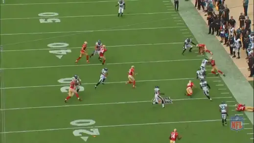 Smith (on the Eagles' 30-yard line, near the sideline) keeps Sproles untouched.