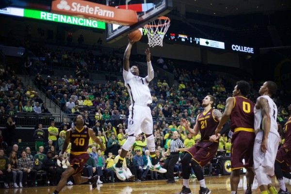Players like Jordan Bell will need to play well if the Ducks hope to advance out of the Pac-12 this season. Photo: Donald Alarie