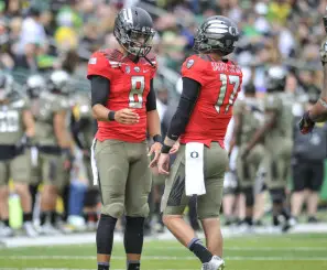 Lockie has had the opportunity to learn from the greatest quarterback in Oregon history.