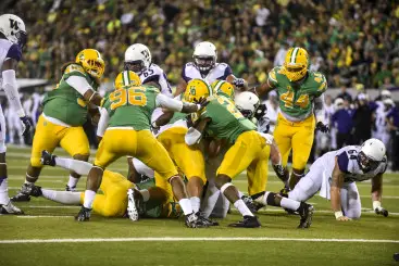 Oregon's rush defense should a strength in 2015, something new to Duck fans who have grown accustomed to porous run defense. 