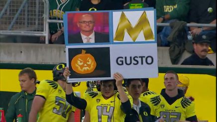 Chip Kelly instituted a sign system for signalling plays