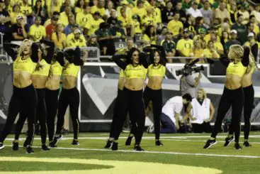Oregon's cheerleaders got more action in the 4th Quarter than Oregon's offense.