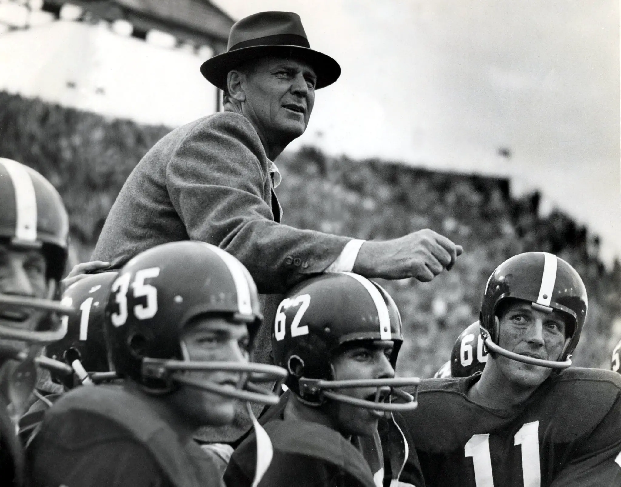 Coach Bear Bryant on the shoulders of his players