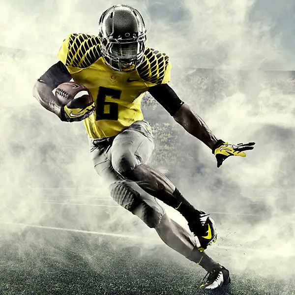 Oregon Football on X: Saturday's uniform: Yellow helmet, jersey