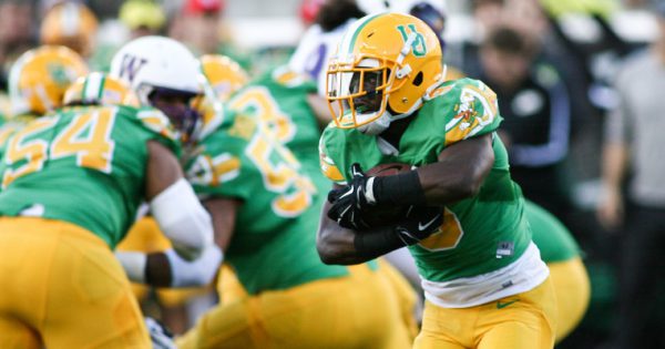 Oregon Football on X: Max velocity. Game 2 uniform combo. #GoDucks   / X