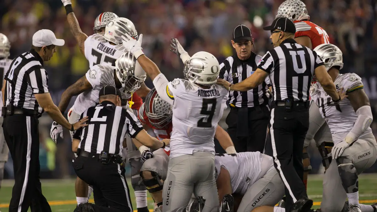 Arik Armstead - Football - University of Oregon Athletics