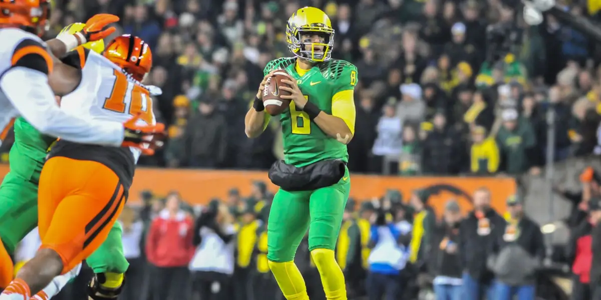 Will an offseason of change for Bo Nix culminate in him winning the  starting QB job for Oregon Ducks? 