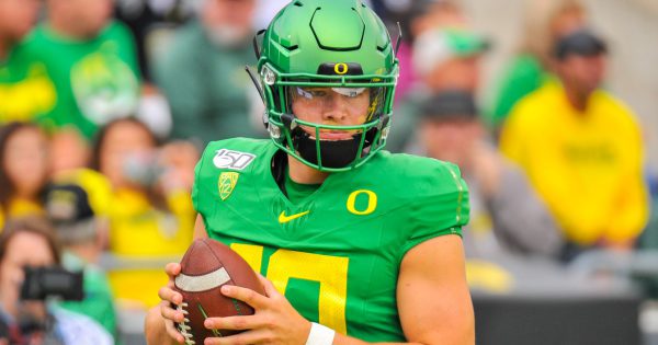 Oregon Ducks Justin Herbert Draft Profile: Justin Herbert has 'some special  physical tools'