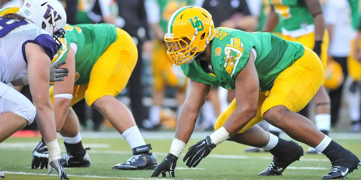 Former Oregon Duck Arik Armstead feasting on quarterbacks during