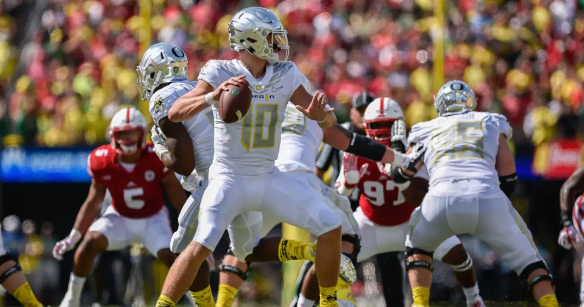 Oregon Football: Justin Herbert ranked NFL's No. 56 player for 2021