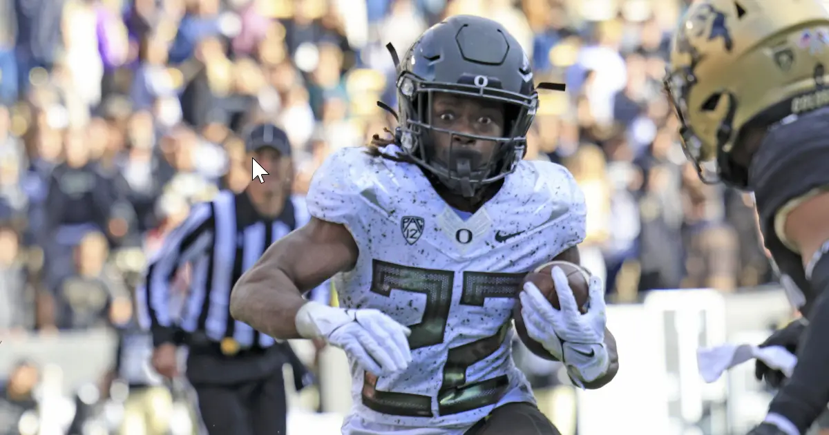 Oregon Ducks running back Noah Whittington rushed for 37 yards and a touchdown in the Ducks' 49-10 win over the Buffaloes.