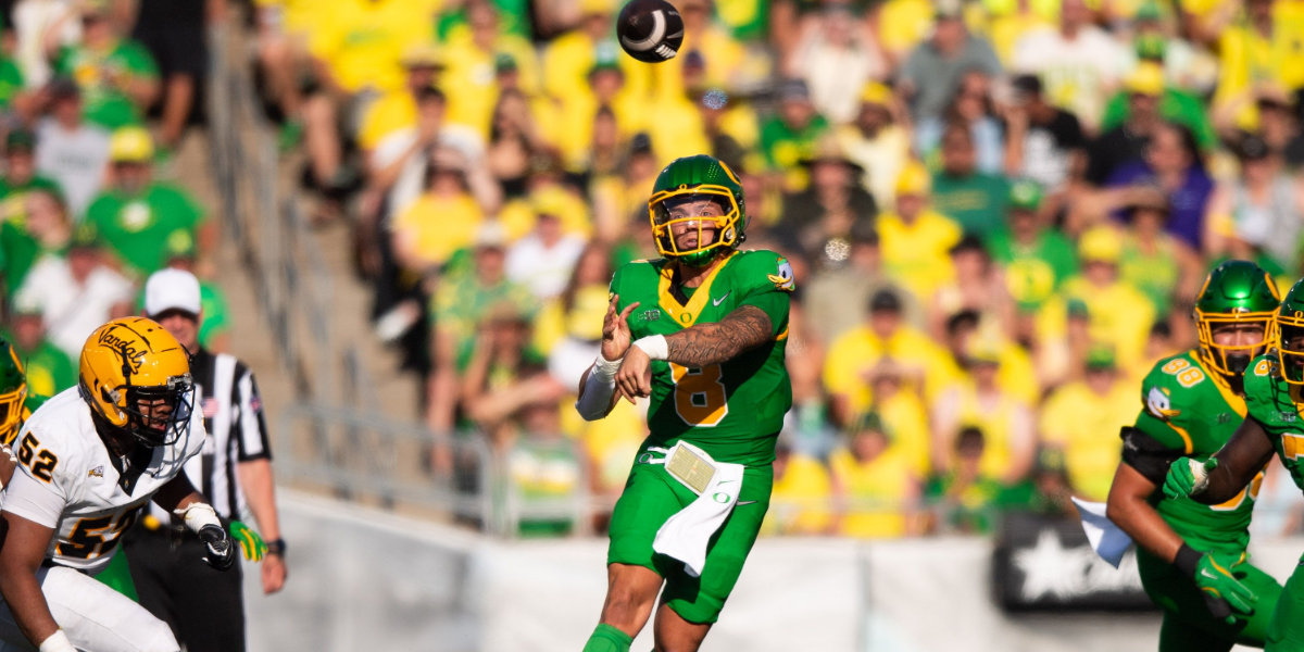 Steven Chan - Oregon Ducks Football