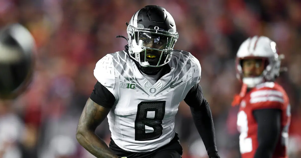 Dontae Manning - Oregon Football vs Wisconsin - FishDuck.com in Eugene, OR