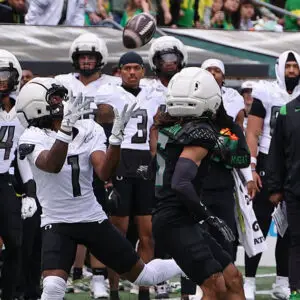 Dakorien-Moore_Gary-Breedlove-300x300-cr