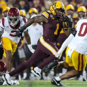 Photo-by-Sage-Zipeto-Courtesy-of-Univers