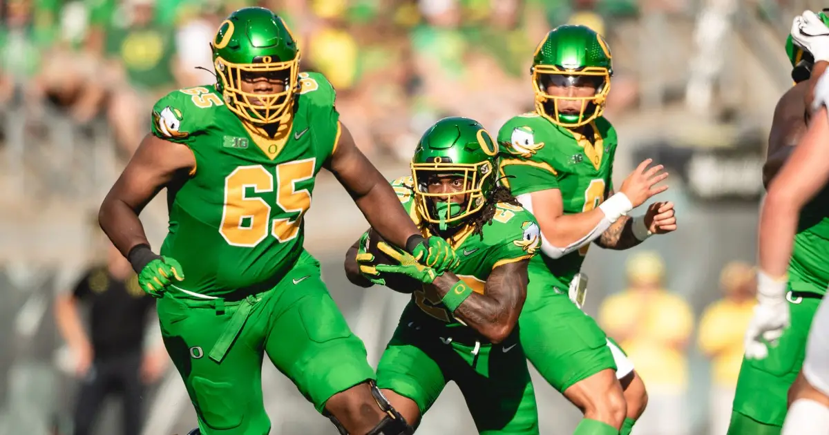 Duck Football - Oregon Ducks Football in 2025, Eugene, OR
