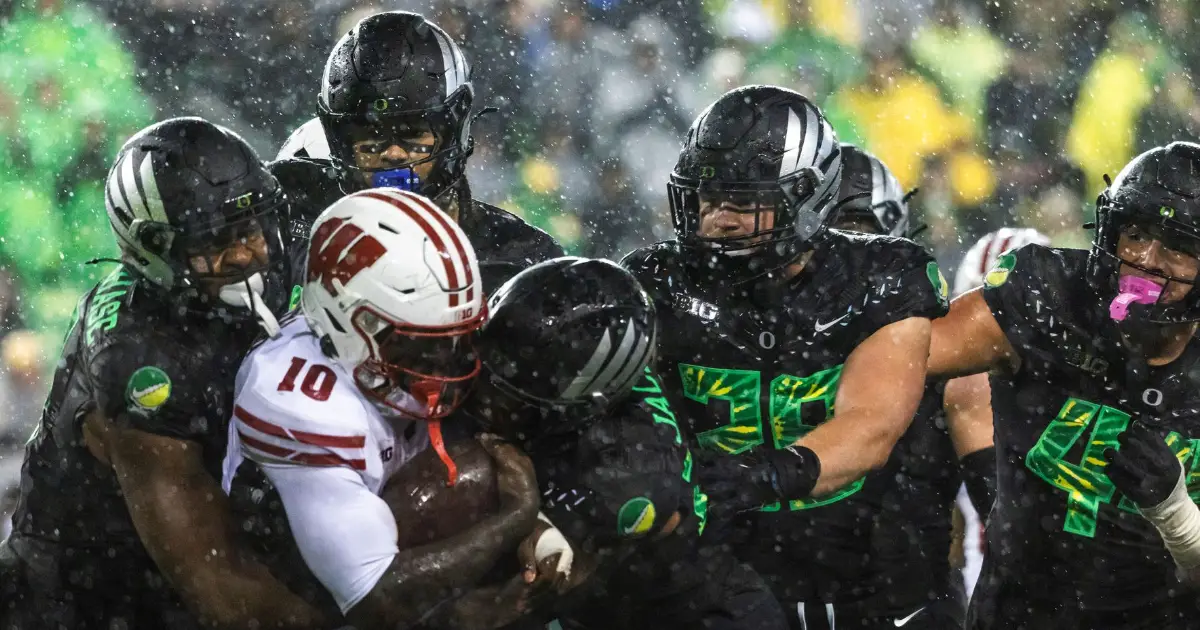 Oregon Football - Wisconsin Badgers vs the Ducks - FishDuck.com in Eugene, OR